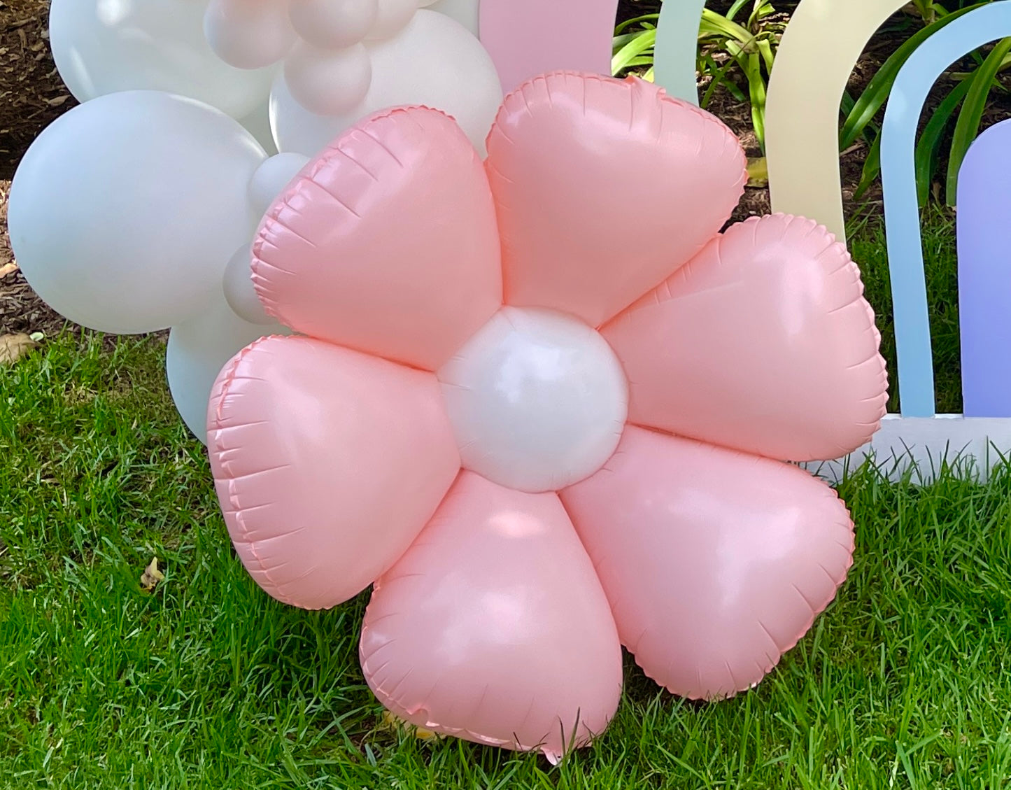 Pastel Pink Daisy Balloon Garland Kit