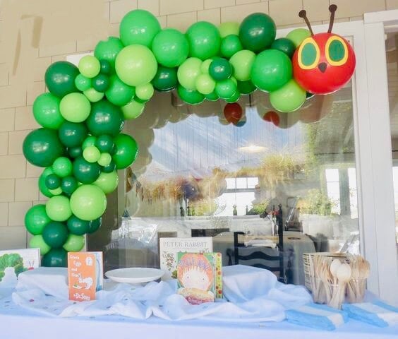 Hungry One Green Caterpillar Balloon Garland Kit
