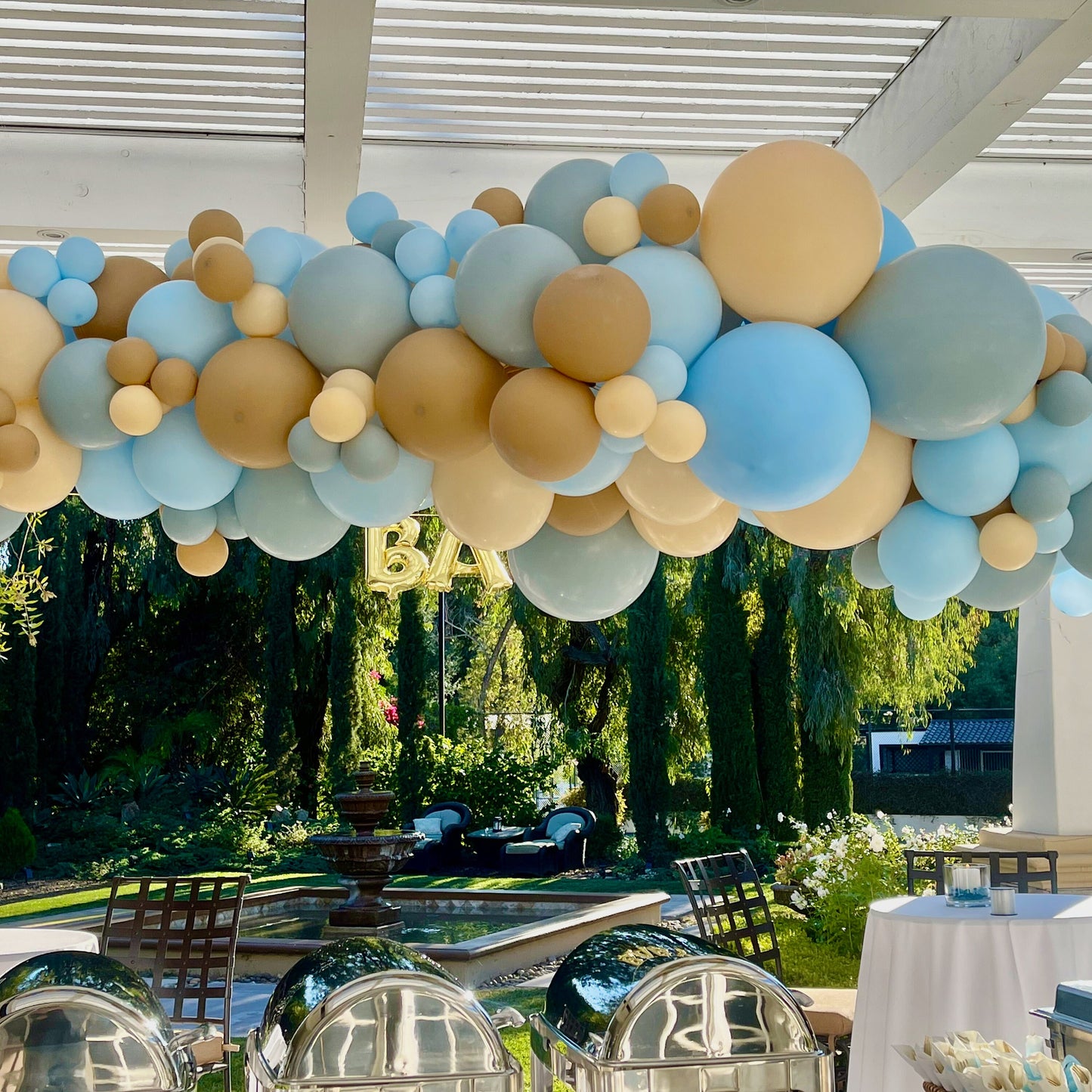 We Can Bear-ly Wait Blue Teddy Bear Balloon Garland Kit