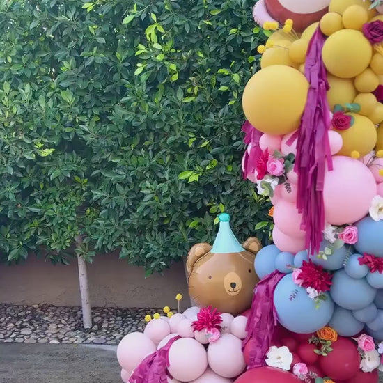 Party Animal Balloon Arch Kit, One Party Animal, Wild One First Birthday Balloon, Animals With Party Hats, Cute Balloon Animals