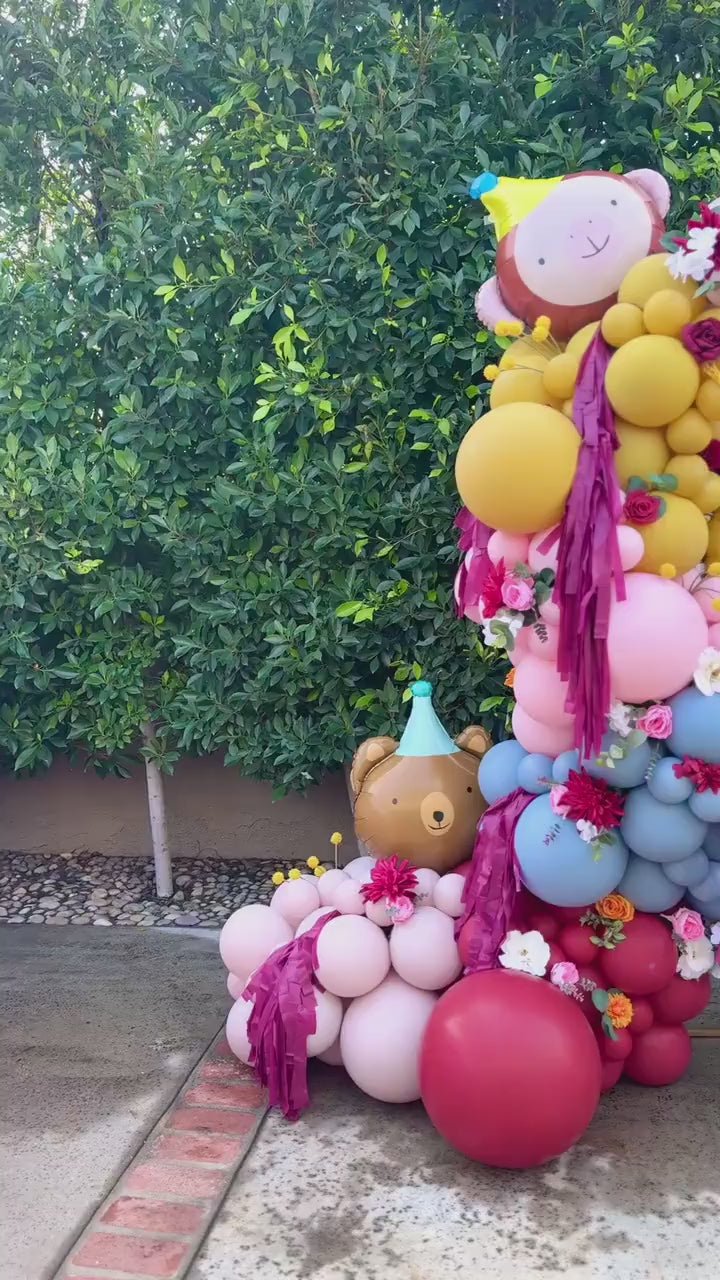 Party Animal Balloon Arch Kit, One Party Animal, Wild One First Birthday Balloon, Animals With Party Hats, Cute Balloon Animals